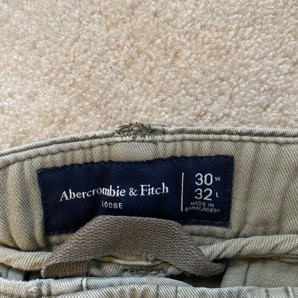 Ambercombie and Fitch Cargo Pants - Picture 5 of 5
